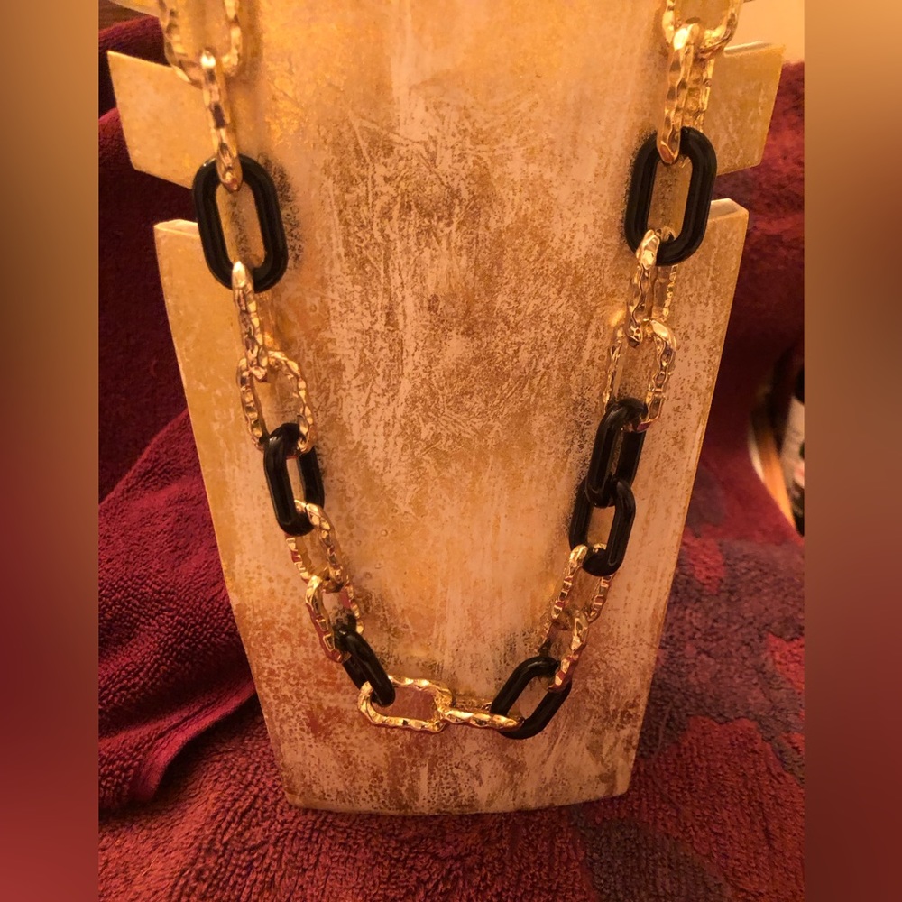 Gently Used Gold and Black Chain Link Necklace